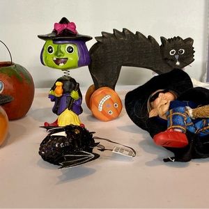 Halloween figures